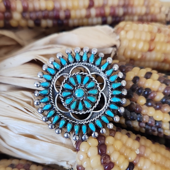 Vintage Native American Zuni Petit-Point Turquoise & Sterling Pendant/Pin 💙🎁 - Picture 1 of 6